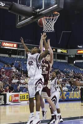 Thumbnail 1 in Golden Valley vs Natomas (Sec. Semifinal)#2 photogallery.