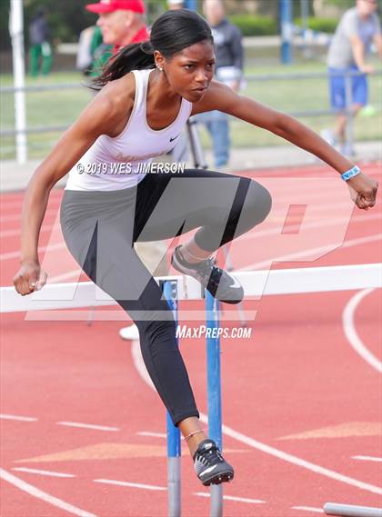 Thumbnail 1 in CIF Sac-Joaquin Section Masters  photogallery.