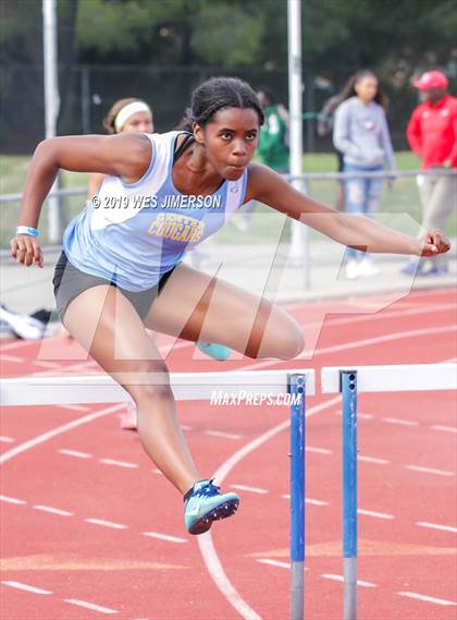Thumbnail 2 in CIF Sac-Joaquin Section Masters  photogallery.