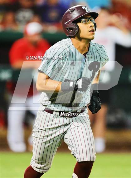 Thumbnail 2 in Memorial vs. Pearland (UIL Baseball 6A Region 3 Regional Semifinal) photogallery.