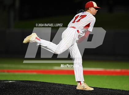 Thumbnail 3 in Memorial vs. Pearland (UIL Baseball 6A Region 3 Regional Semifinal) photogallery.