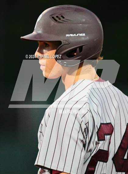 Thumbnail 2 in Memorial vs. Pearland (UIL Baseball 6A Region 3 Regional Semifinal) photogallery.