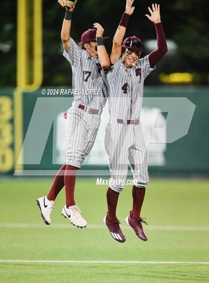 Thumbnail 1 in Memorial vs. Pearland (UIL Baseball 6A Region 3 Regional Semifinal) photogallery.