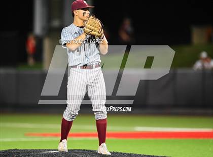 Thumbnail 1 in Memorial vs. Pearland (UIL Baseball 6A Region 3 Regional Semifinal) photogallery.