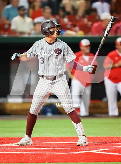 Thumbnail 1 in Memorial vs. Pearland (UIL Baseball 6A Region 3 Regional Semifinal) photogallery.