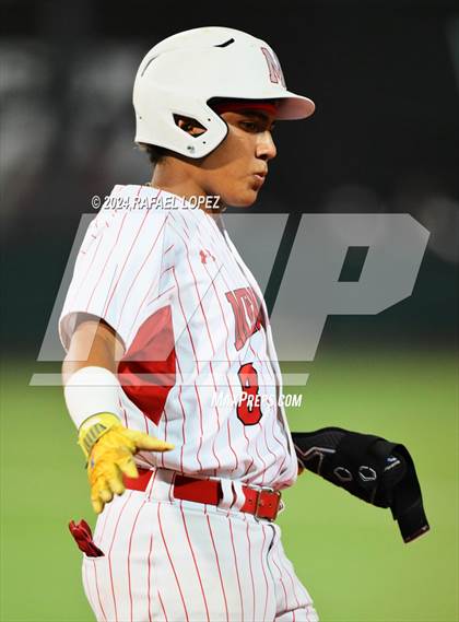 Thumbnail 3 in Memorial vs. Pearland (UIL Baseball 6A Region 3 Regional Semifinal) photogallery.