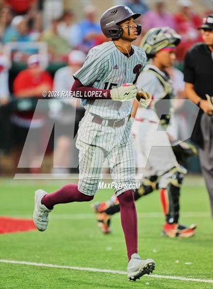 Thumbnail 2 in Memorial vs. Pearland (UIL Baseball 6A Region 3 Regional Semifinal) photogallery.