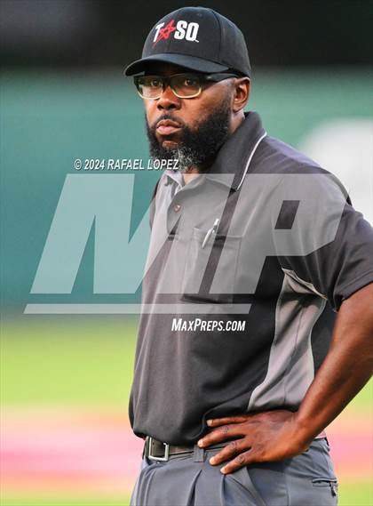 Thumbnail 3 in Memorial vs. Pearland (UIL Baseball 6A Region 3 Regional Semifinal) photogallery.