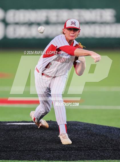 Thumbnail 3 in Memorial vs. Pearland (UIL Baseball 6A Region 3 Regional Semifinal) photogallery.