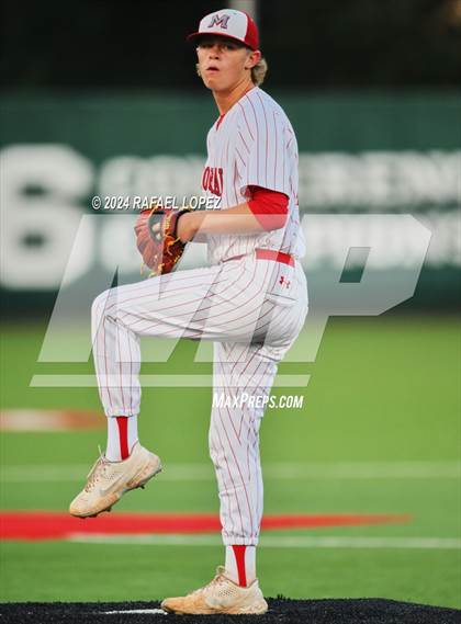 Thumbnail 2 in Memorial vs. Pearland (UIL Baseball 6A Region 3 Regional Semifinal) photogallery.
