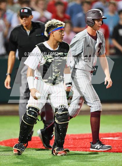 Thumbnail 2 in Memorial vs. Pearland (UIL Baseball 6A Region 3 Regional Semifinal) photogallery.