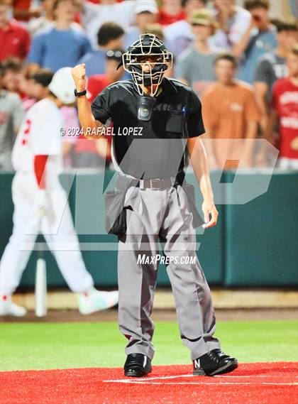 Thumbnail 3 in Memorial vs. Pearland (UIL Baseball 6A Region 3 Regional Semifinal) photogallery.