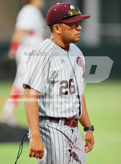 Thumbnail 3 in Memorial vs. Pearland (UIL Baseball 6A Region 3 Regional Semifinal) photogallery.