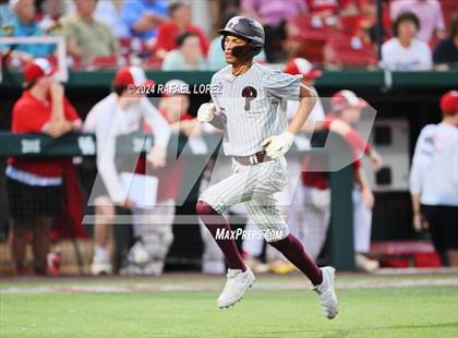 Thumbnail 3 in Memorial vs. Pearland (UIL Baseball 6A Region 3 Regional Semifinal) photogallery.