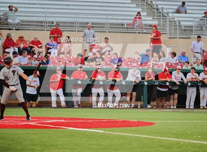 Thumbnail 2 in Memorial vs. Pearland (UIL Baseball 6A Region 3 Regional Semifinal) photogallery.