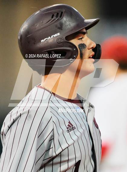 Thumbnail 2 in Memorial vs. Pearland (UIL Baseball 6A Region 3 Regional Semifinal) photogallery.