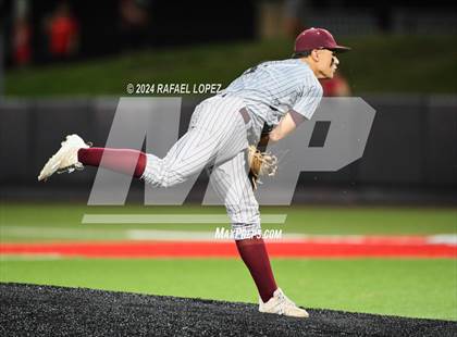 Thumbnail 3 in Memorial vs. Pearland (UIL Baseball 6A Region 3 Regional Semifinal) photogallery.