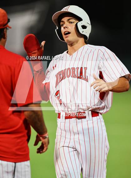 Thumbnail 2 in Memorial vs. Pearland (UIL Baseball 6A Region 3 Regional Semifinal) photogallery.