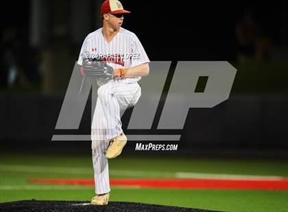 Thumbnail 2 in Memorial vs. Pearland (UIL Baseball 6A Region 3 Regional Semifinal) photogallery.