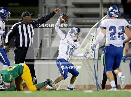 Thumbnail 3 in Rains vs. Madison (UIL 3A Division 1 Region 2 Bi-District) photogallery.
