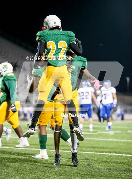 Thumbnail 3 in Rains vs. Madison (UIL 3A Division 1 Region 2 Bi-District) photogallery.