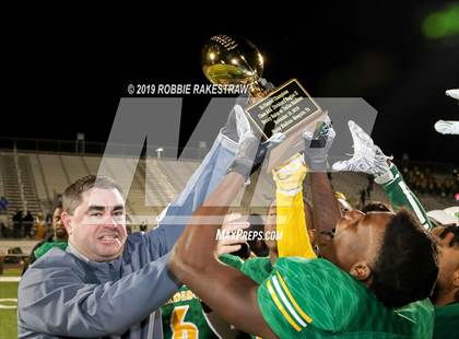 Thumbnail 3 in Rains vs. Madison (UIL 3A Division 1 Region 2 Bi-District) photogallery.