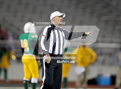 Thumbnail 1 in Rains vs. Madison (UIL 3A Division 1 Region 2 Bi-District) photogallery.