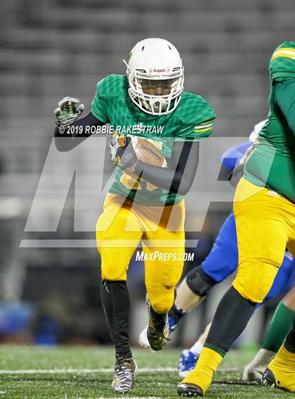Thumbnail 3 in Rains vs. Madison (UIL 3A Division 1 Region 2 Bi-District) photogallery.