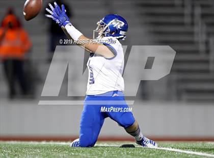 Thumbnail 2 in Rains vs. Madison (UIL 3A Division 1 Region 2 Bi-District) photogallery.