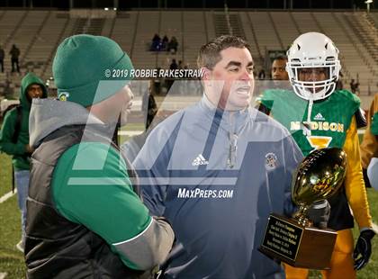 Thumbnail 2 in Rains vs. Madison (UIL 3A Division 1 Region 2 Bi-District) photogallery.