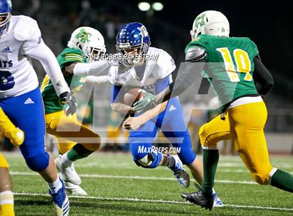 Thumbnail 3 in Rains vs. Madison (UIL 3A Division 1 Region 2 Bi-District) photogallery.