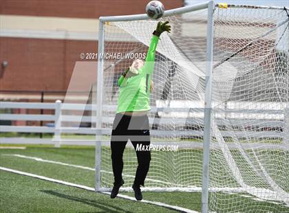 Thumbnail 2 in Bentonville vs Conway (AAA 6A Second Round Playoff) photogallery.