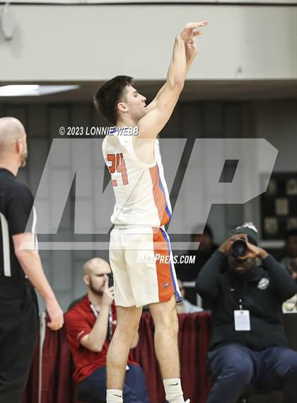Thumbnail 1 in Bishop Gorman vs. Wheeler (Spalding Hoophall Classic) photogallery.