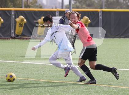 Thumbnail 2 in High Tech San Diego vs. Santa Fe Christian photogallery.