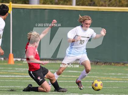 Thumbnail 1 in High Tech San Diego vs. Santa Fe Christian photogallery.
