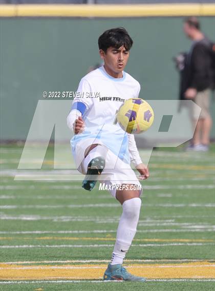 Thumbnail 2 in High Tech San Diego vs. Santa Fe Christian photogallery.