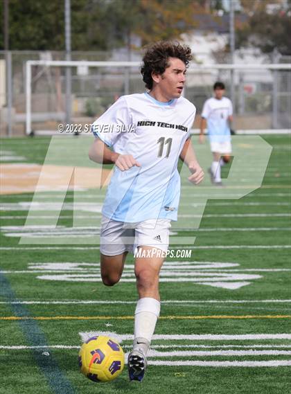 Thumbnail 2 in High Tech San Diego vs. Santa Fe Christian photogallery.