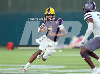 Thumbnail 2 in Martin @ Lamar photogallery.