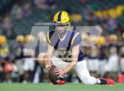 Thumbnail 3 in Martin @ Lamar photogallery.