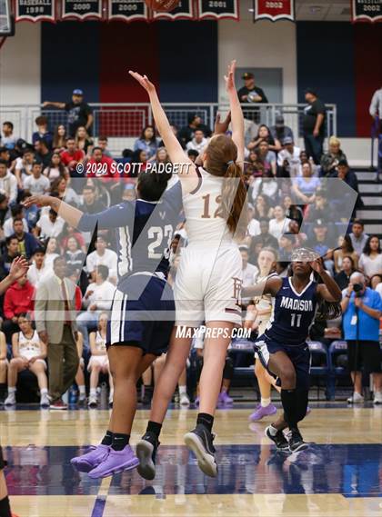 Thumbnail 3 in Point Loma vs. Madison (CIF SDS D3 Championship) photogallery.