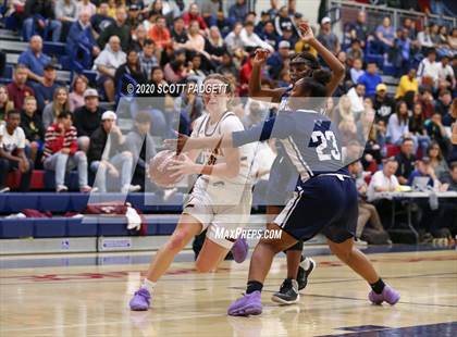 Thumbnail 3 in Point Loma vs. Madison (CIF SDS D3 Championship) photogallery.