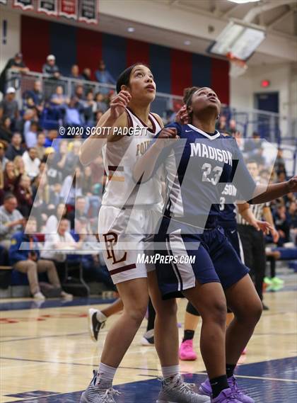 Thumbnail 3 in Point Loma vs. Madison (CIF SDS D3 Championship) photogallery.