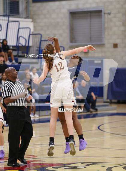 Thumbnail 1 in Point Loma vs. Madison (CIF SDS D3 Championship) photogallery.