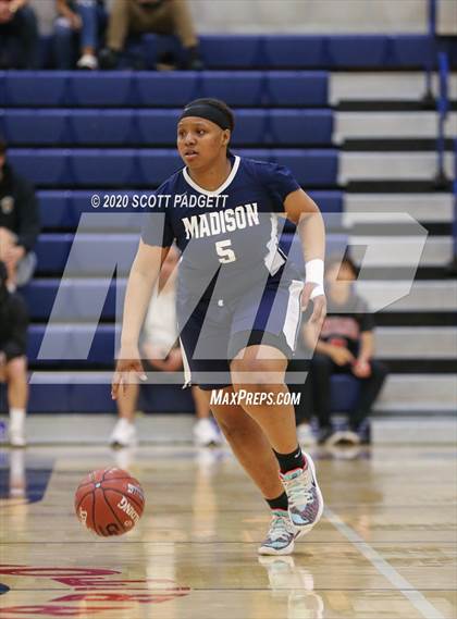 Thumbnail 1 in Point Loma vs. Madison (CIF SDS D3 Championship) photogallery.