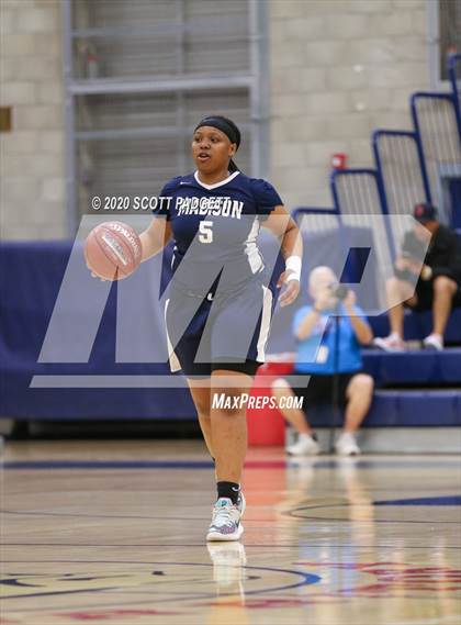 Thumbnail 2 in Point Loma vs. Madison (CIF SDS D3 Championship) photogallery.