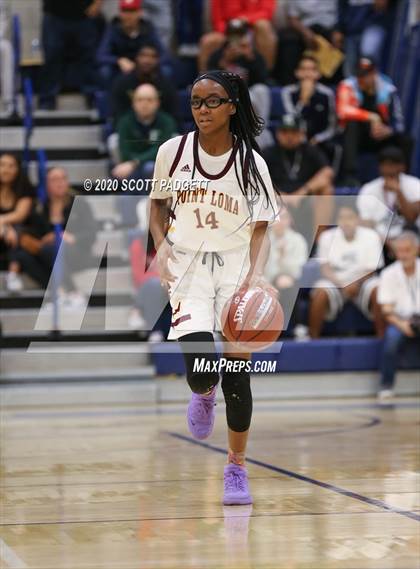 Thumbnail 3 in Point Loma vs. Madison (CIF SDS D3 Championship) photogallery.