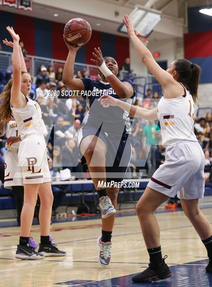 Thumbnail 3 in Point Loma vs. Madison (CIF SDS D3 Championship) photogallery.