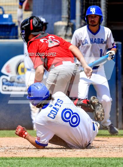 Thumbnail 1 in La Habra vs. Elsinore (CIF SS DIV 6 Championship) photogallery.