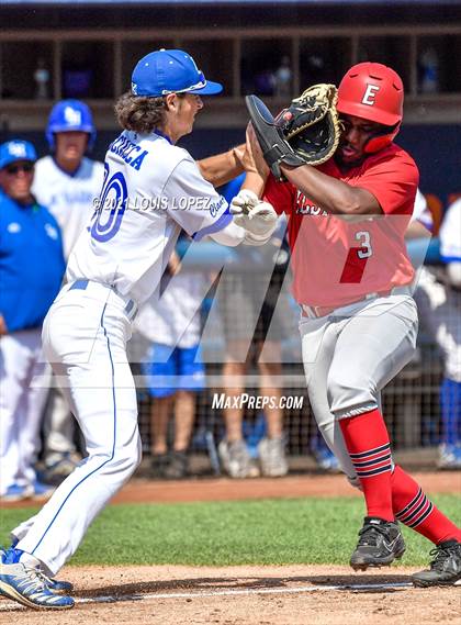 Thumbnail 1 in La Habra vs. Elsinore (CIF SS DIV 6 Championship) photogallery.