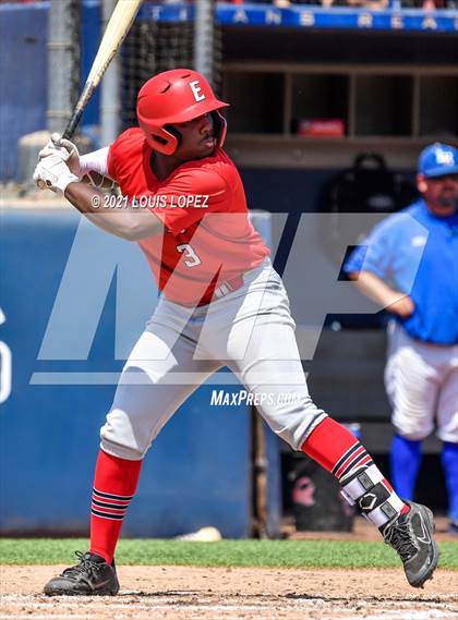 Thumbnail 3 in La Habra vs. Elsinore (CIF SS DIV 6 Championship) photogallery.